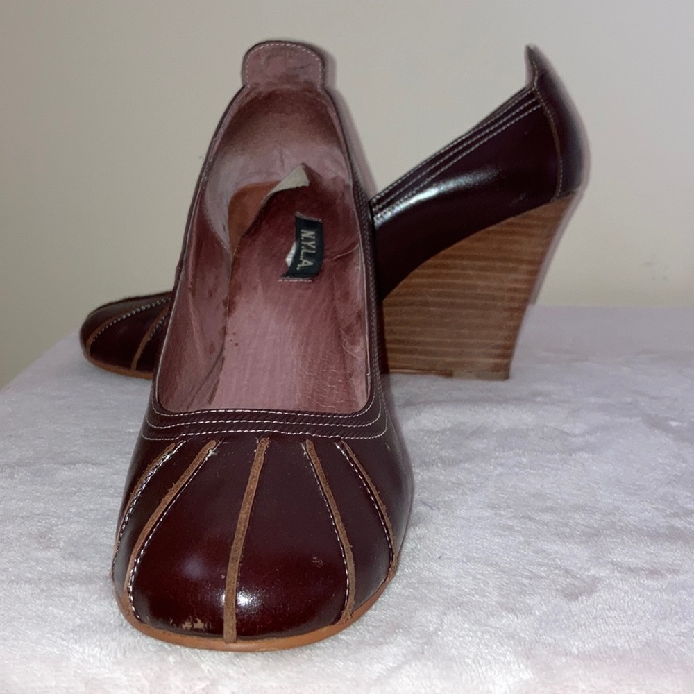 N.Y.L.A Wedges